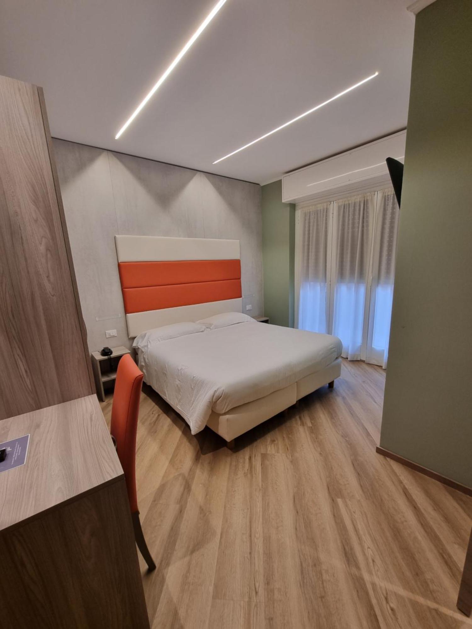 Hotel Calypso Ventimiglia Eksteriør bilde