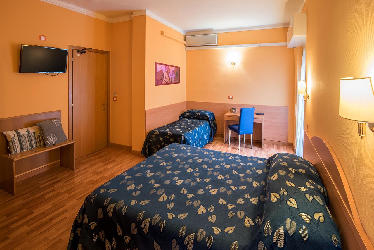 Hotel Calypso Ventimiglia Eksteriør bilde